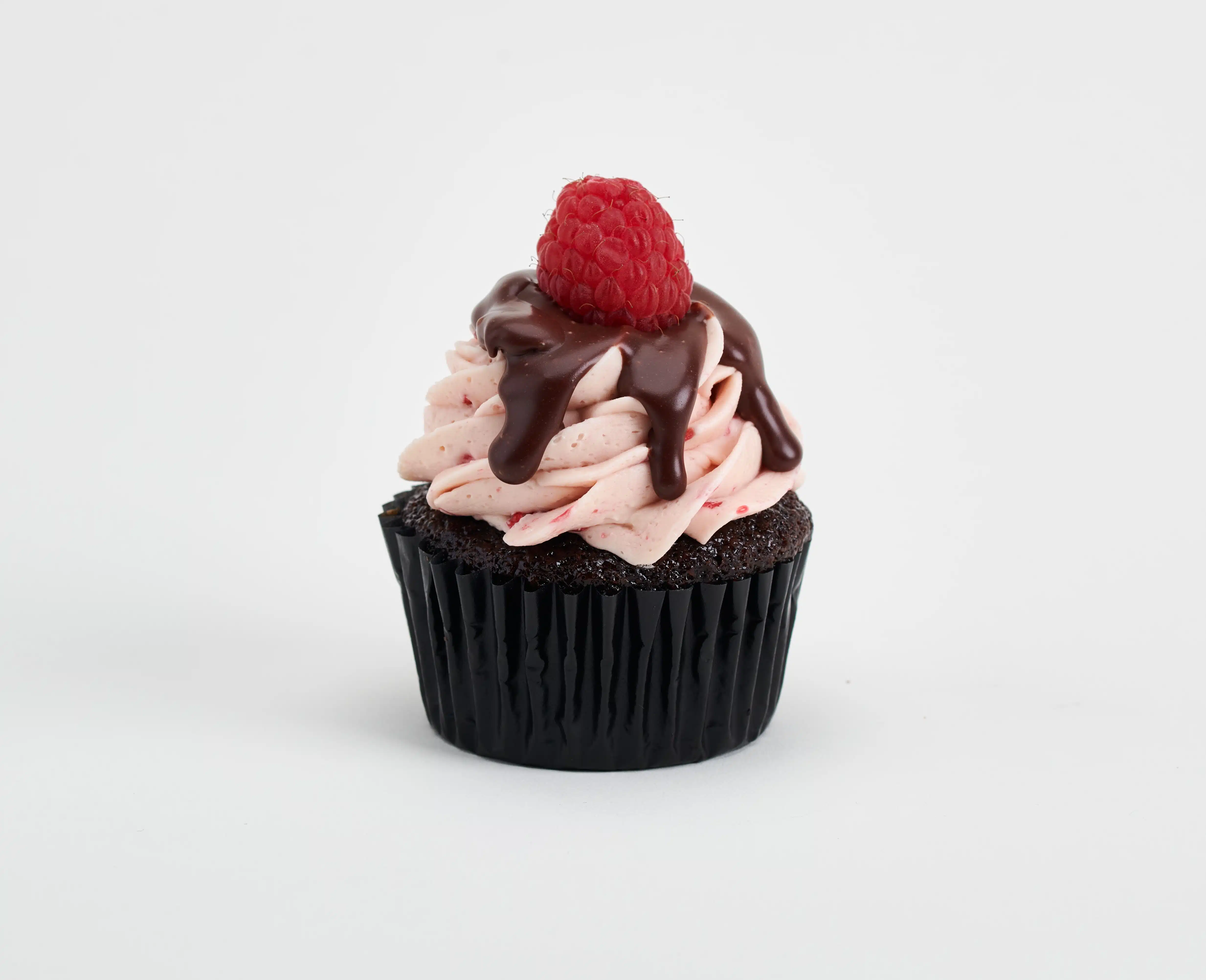 Photo of Basic Cake (Your Choice of Flavor) from Cupcakeology