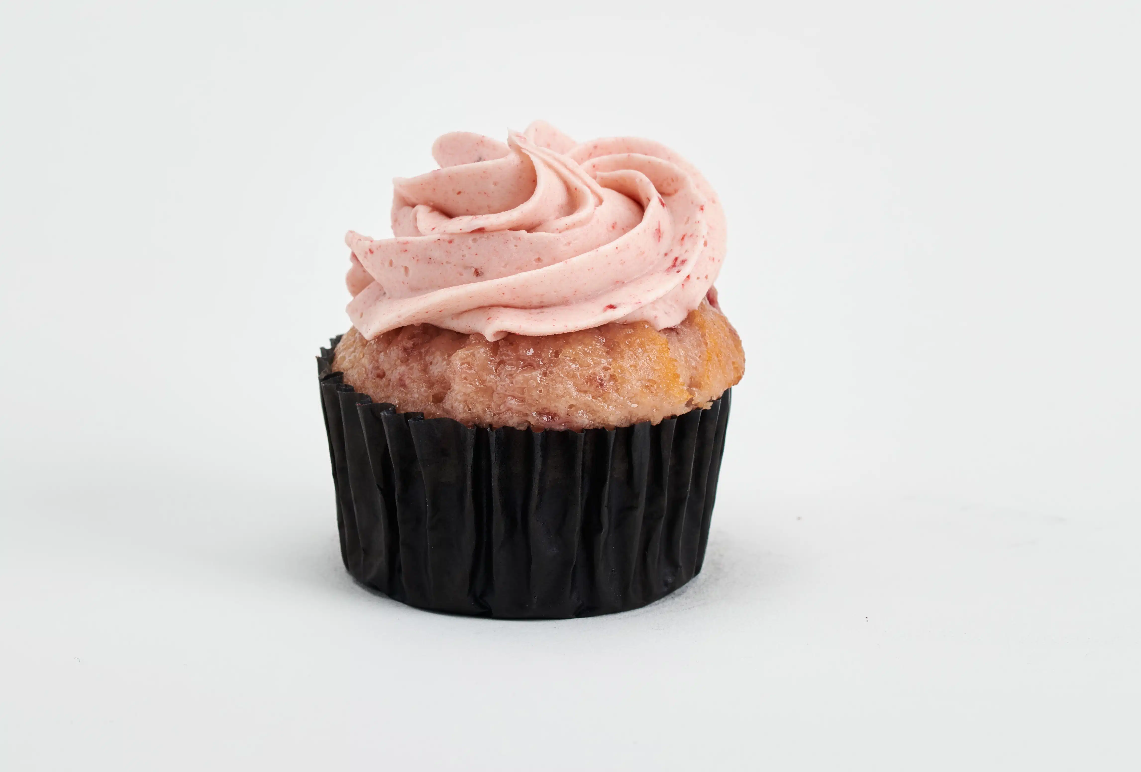 Photo of Strawberry Cupcake, by Cupcakeology